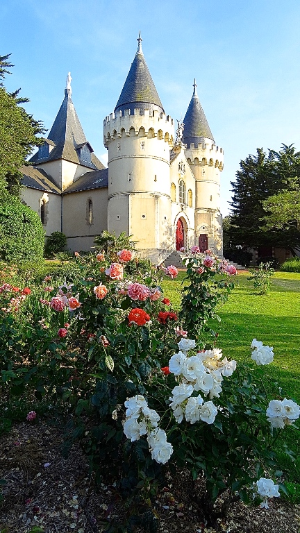 http://www.sacrescoeursmormaison.org/wp-content/uploads/2021/02/28-La-chapelle.jpg