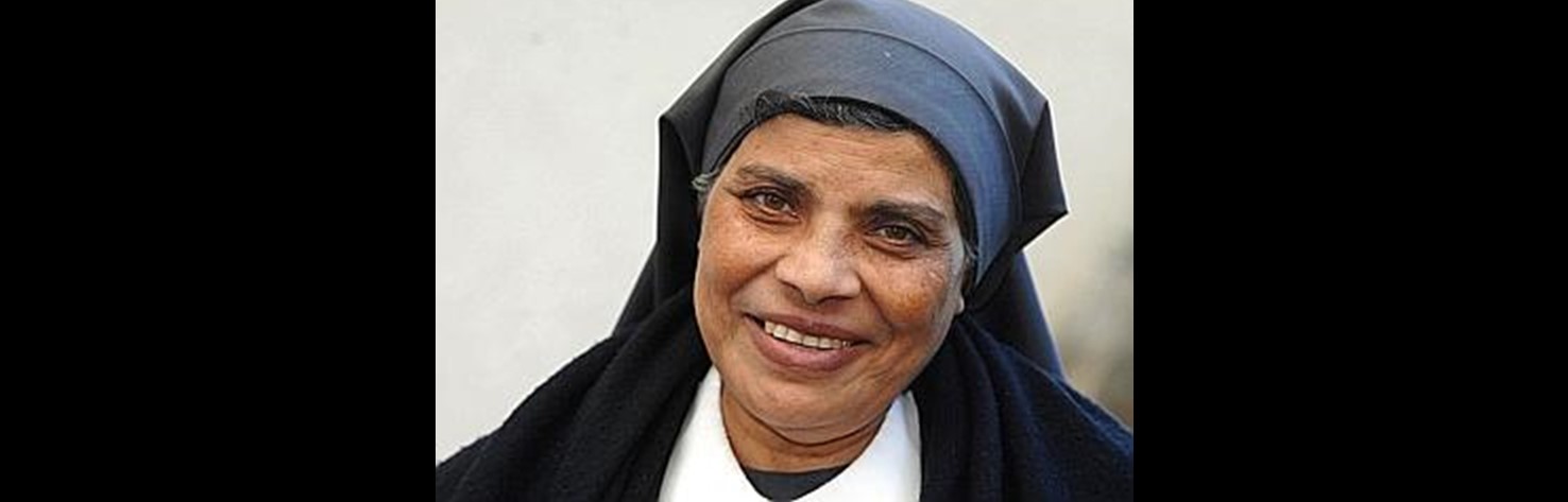 Visite de Sr Sarah à la Maison mère (France)