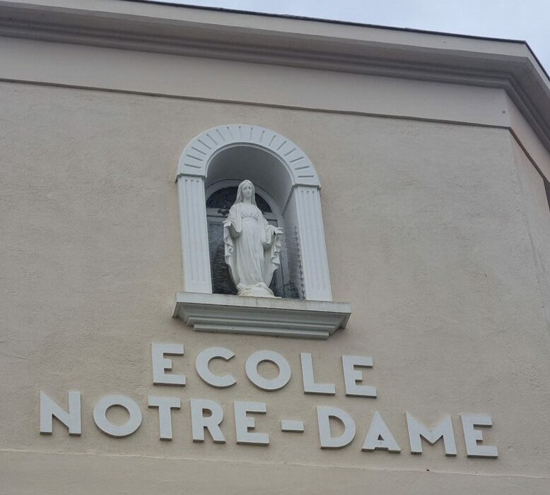 https://www.sacrescoeursmormaison.org/wp-content/uploads/2024/07/site-2-rotated-e1721913512664.jpg