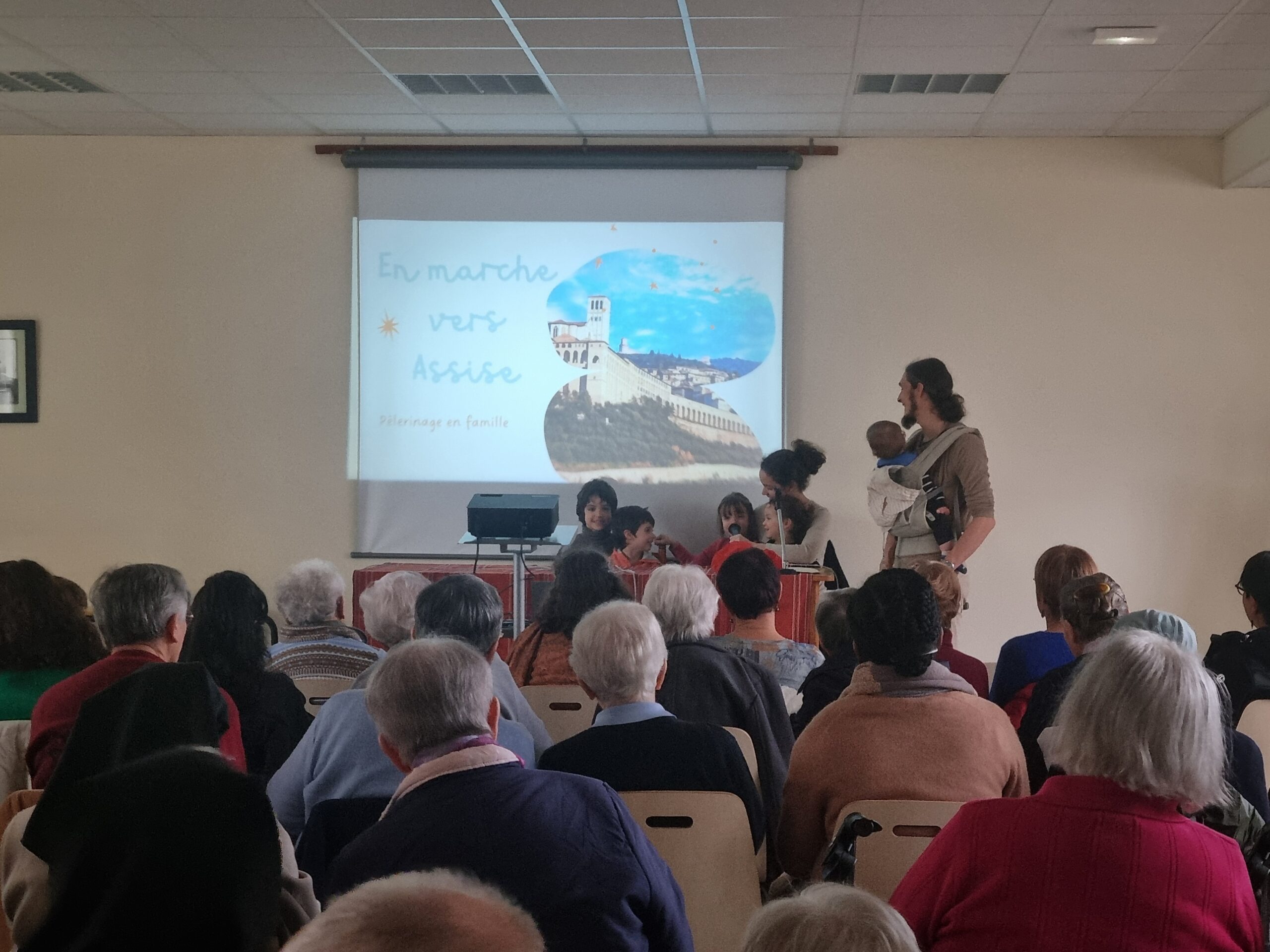 https://www.sacrescoeursmormaison.org/wp-content/uploads/2025/02/20250125_100806-scaled.jpg