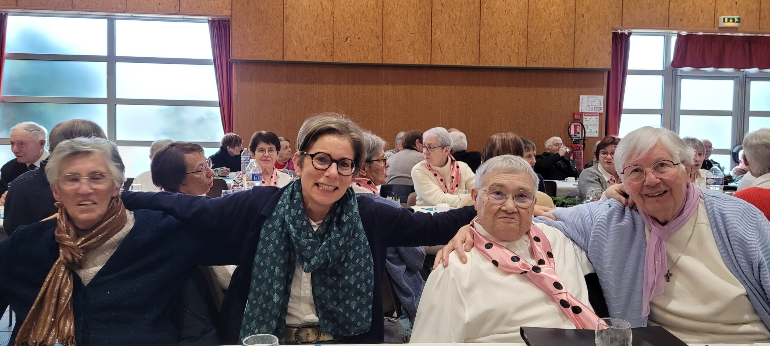 https://www.sacrescoeursmormaison.org/wp-content/uploads/2025/04/20241213_151621-1-scaled.jpg