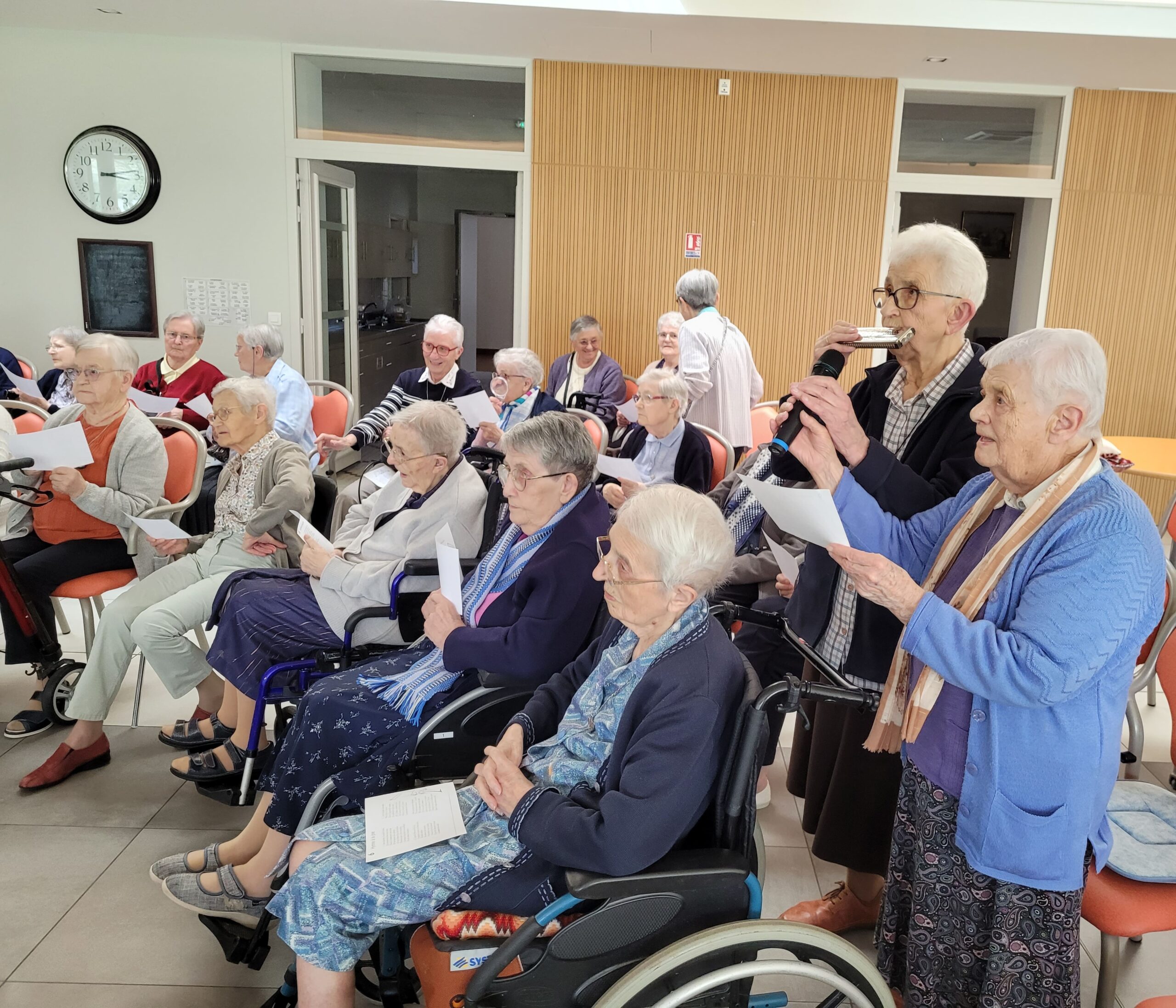 https://www.sacrescoeursmormaison.org/wp-content/uploads/2025/06/20250422_151328-scaled.jpg