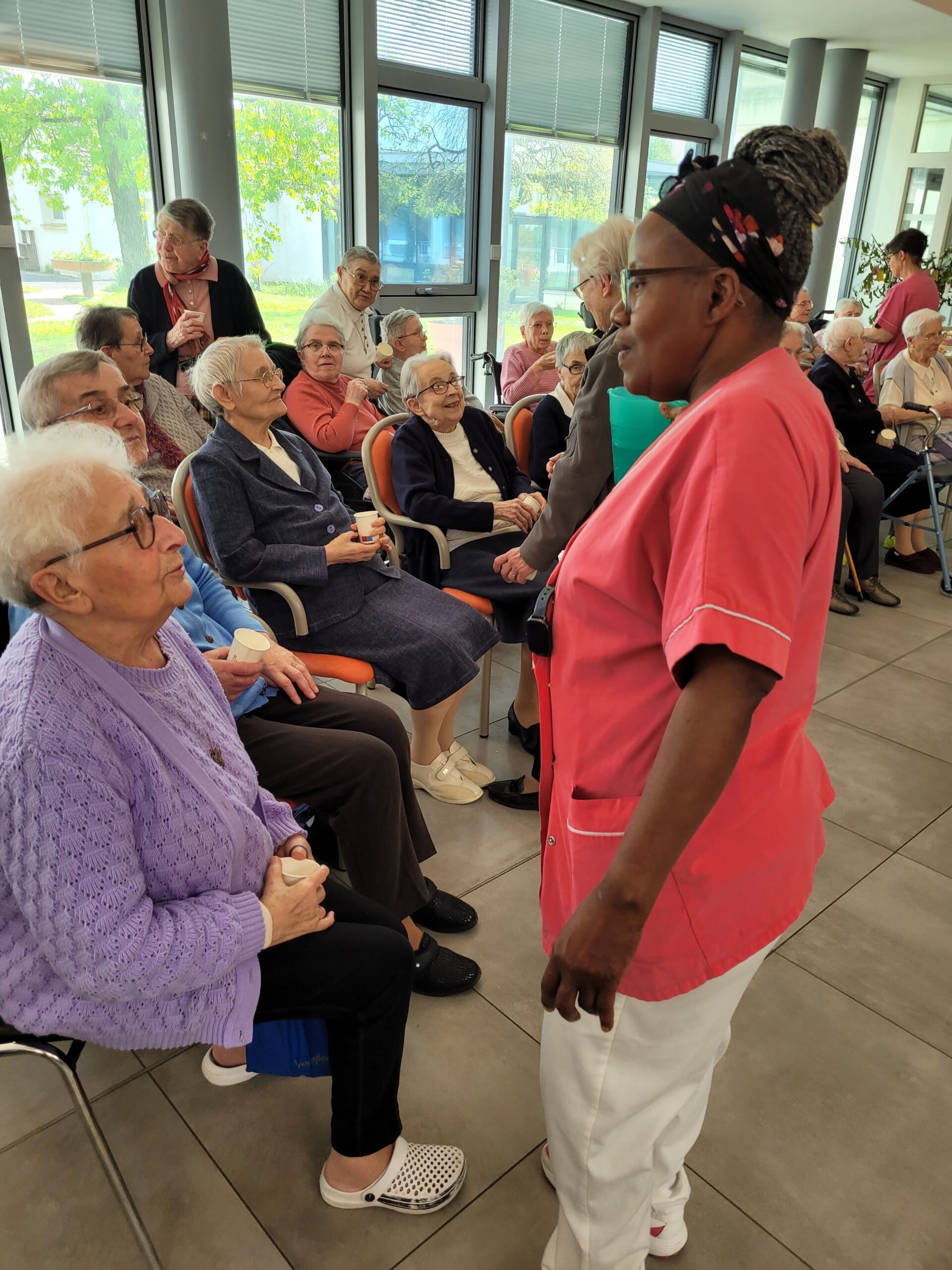 https://www.sacrescoeursmormaison.org/wp-content/uploads/2025/06/20250422_155840-scaled.jpg