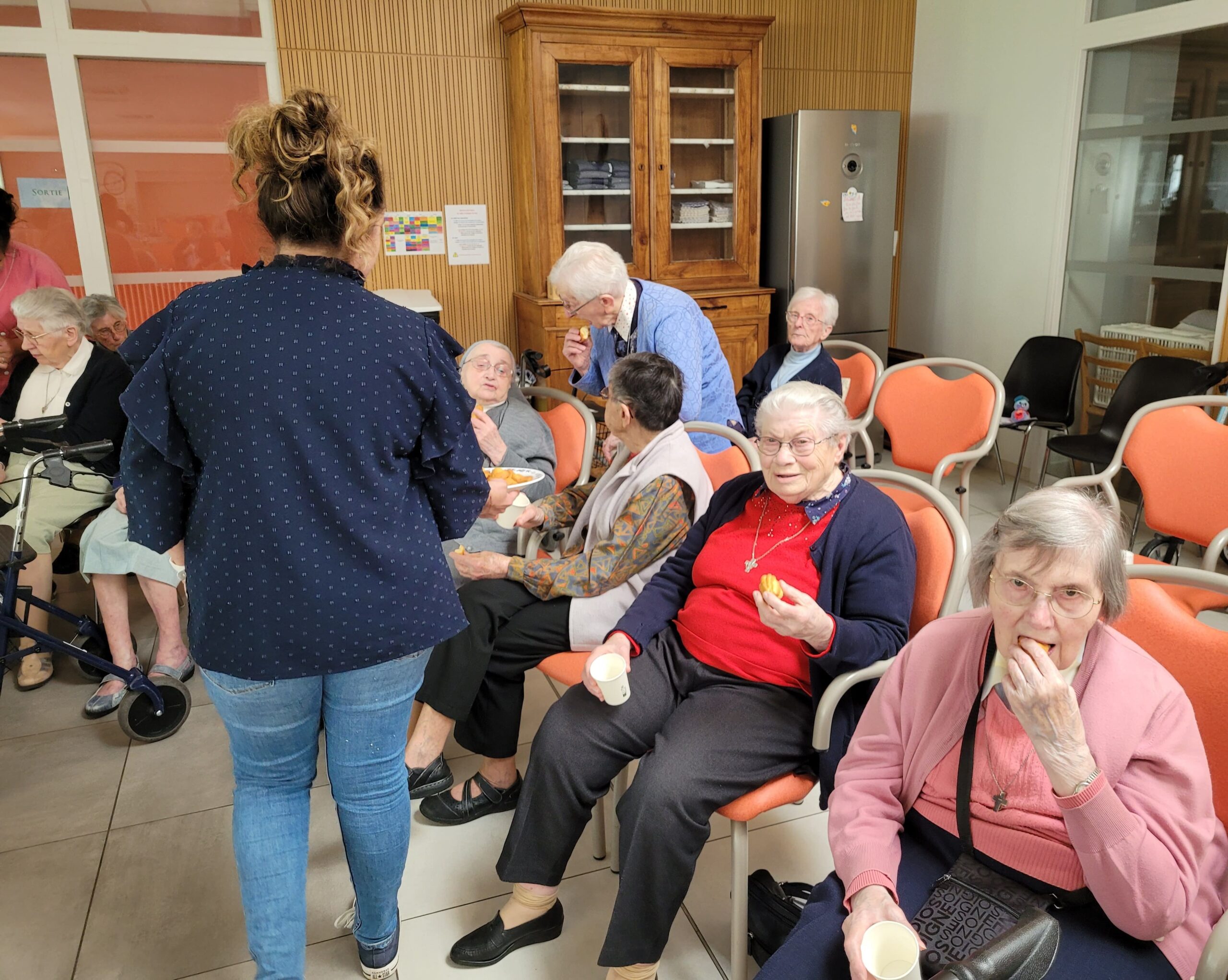 https://www.sacrescoeursmormaison.org/wp-content/uploads/2025/06/20250422_155855-scaled.jpg