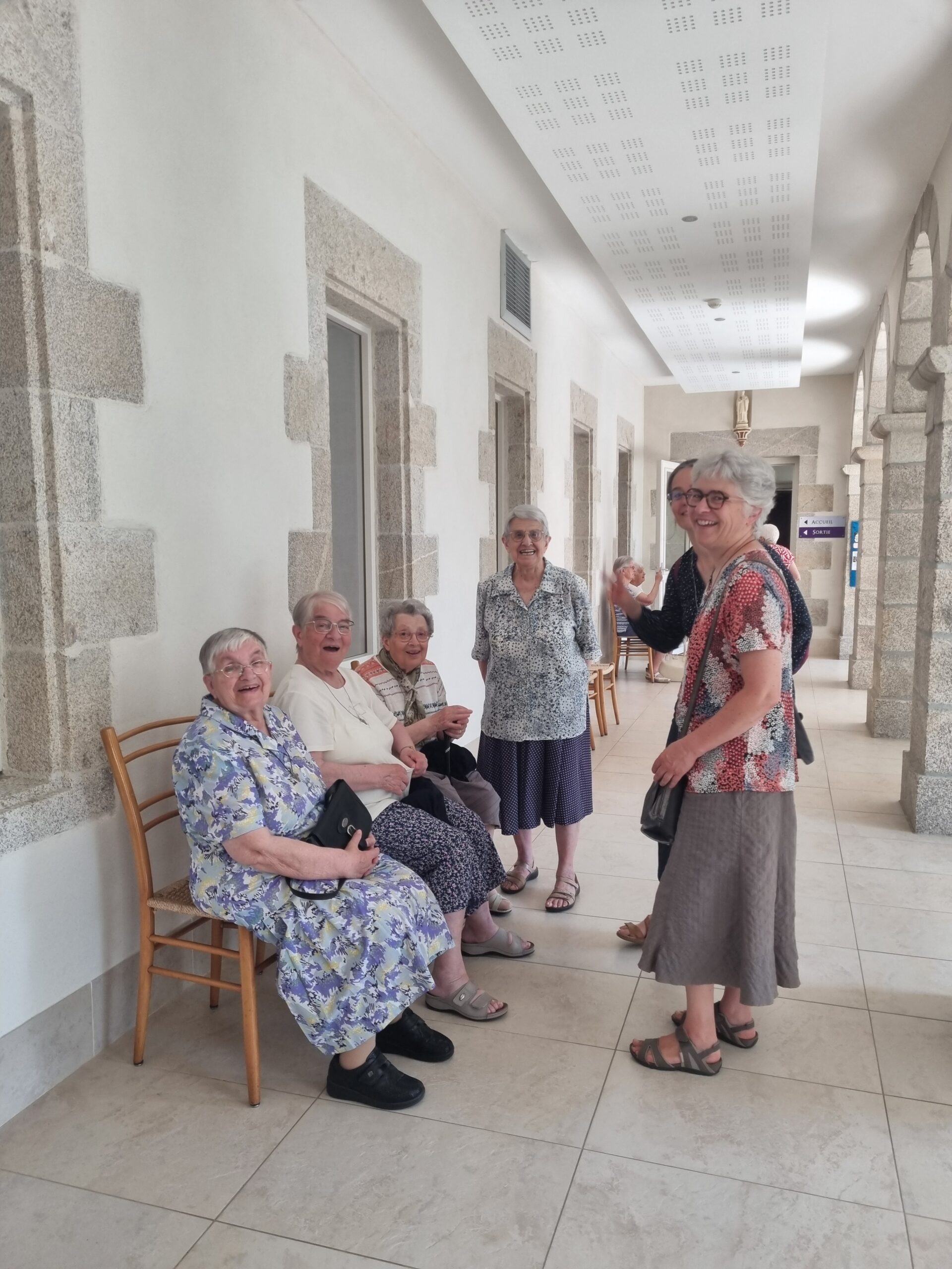 https://www.sacrescoeursmormaison.org/wp-content/uploads/2025/07/20250630_110150-scaled.jpg