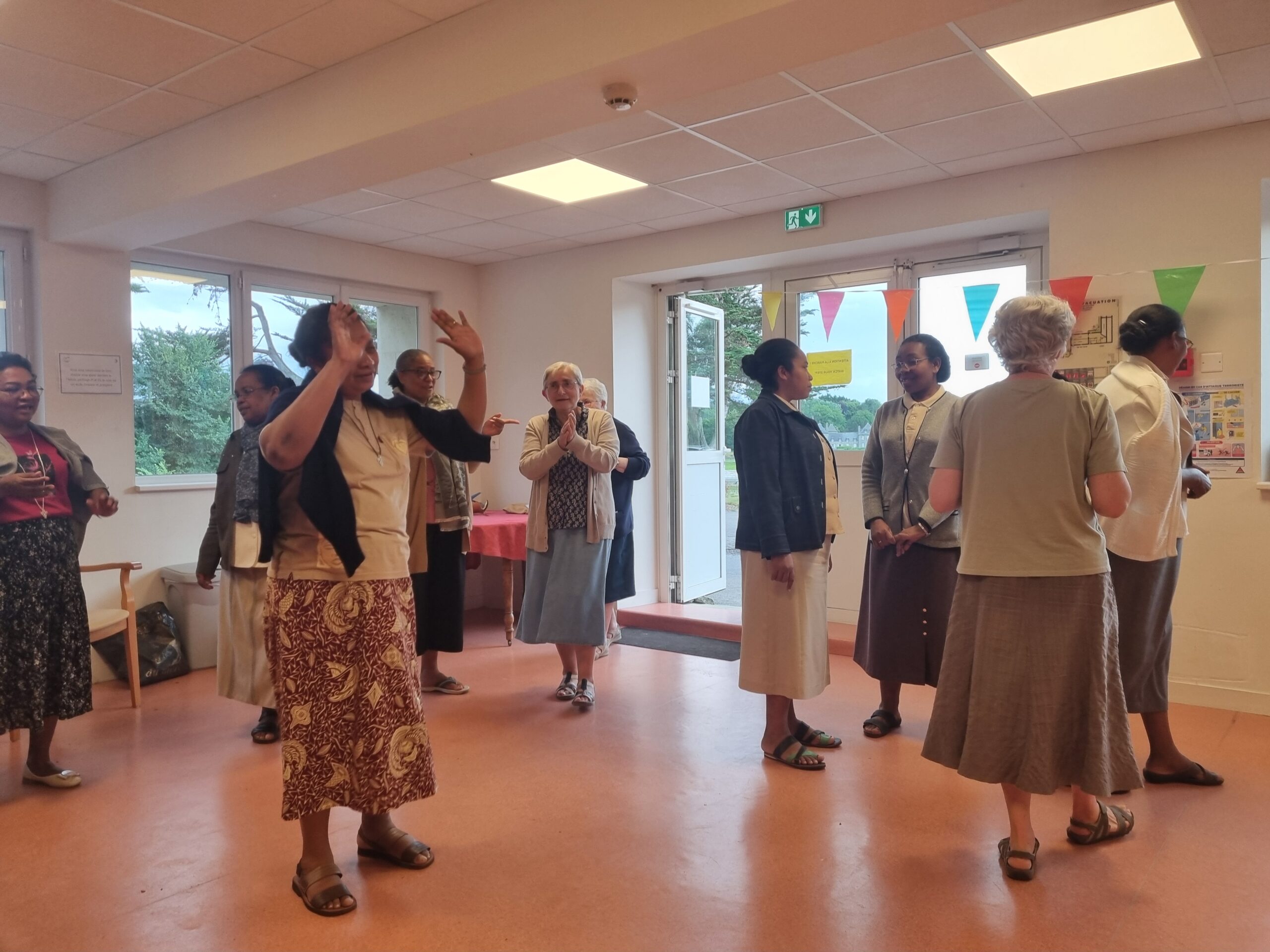 https://www.sacrescoeursmormaison.org/wp-content/uploads/2025/07/20250722_200221-scaled.jpg