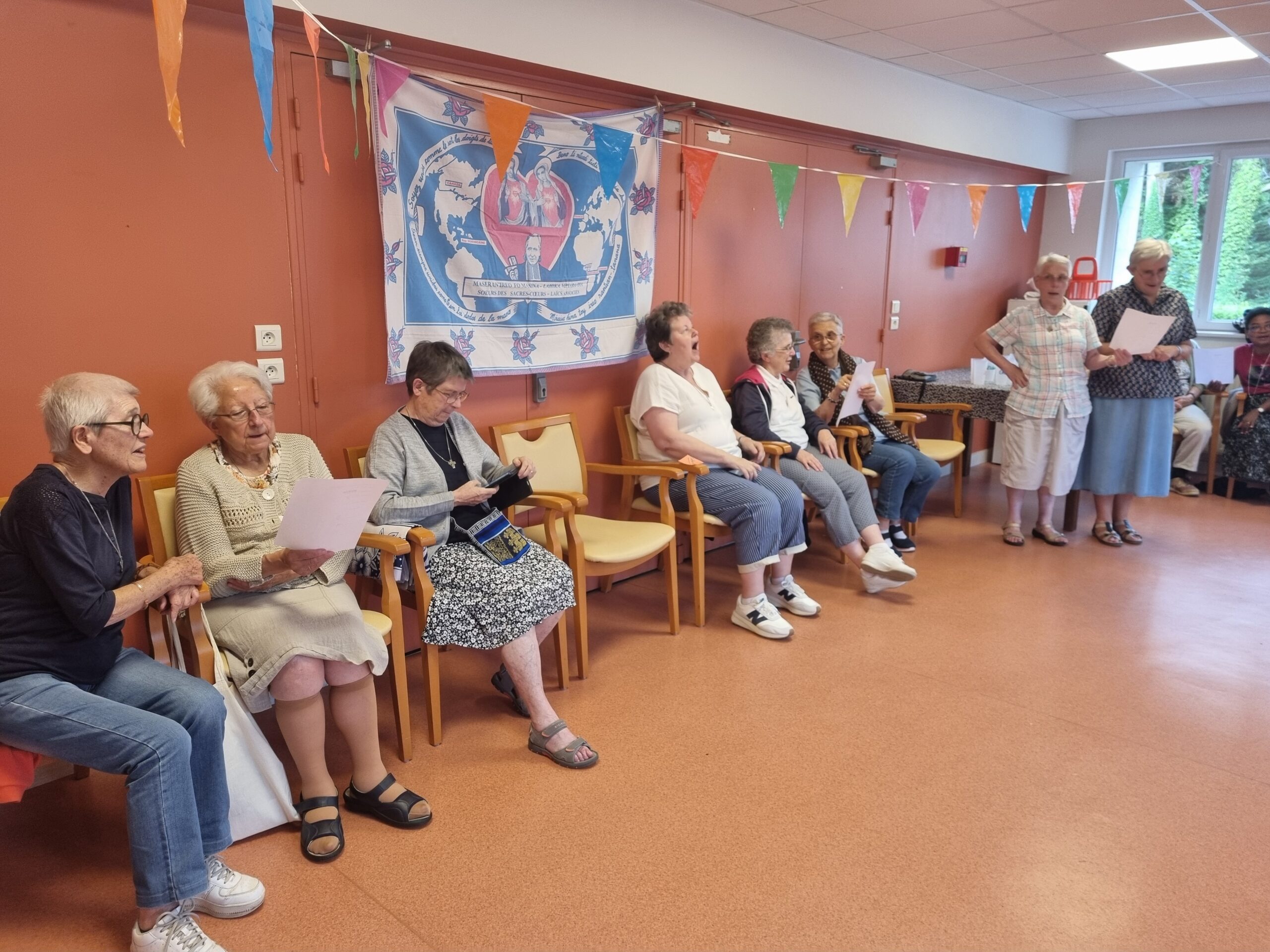 https://www.sacrescoeursmormaison.org/wp-content/uploads/2025/07/20250722_201805-scaled.jpg