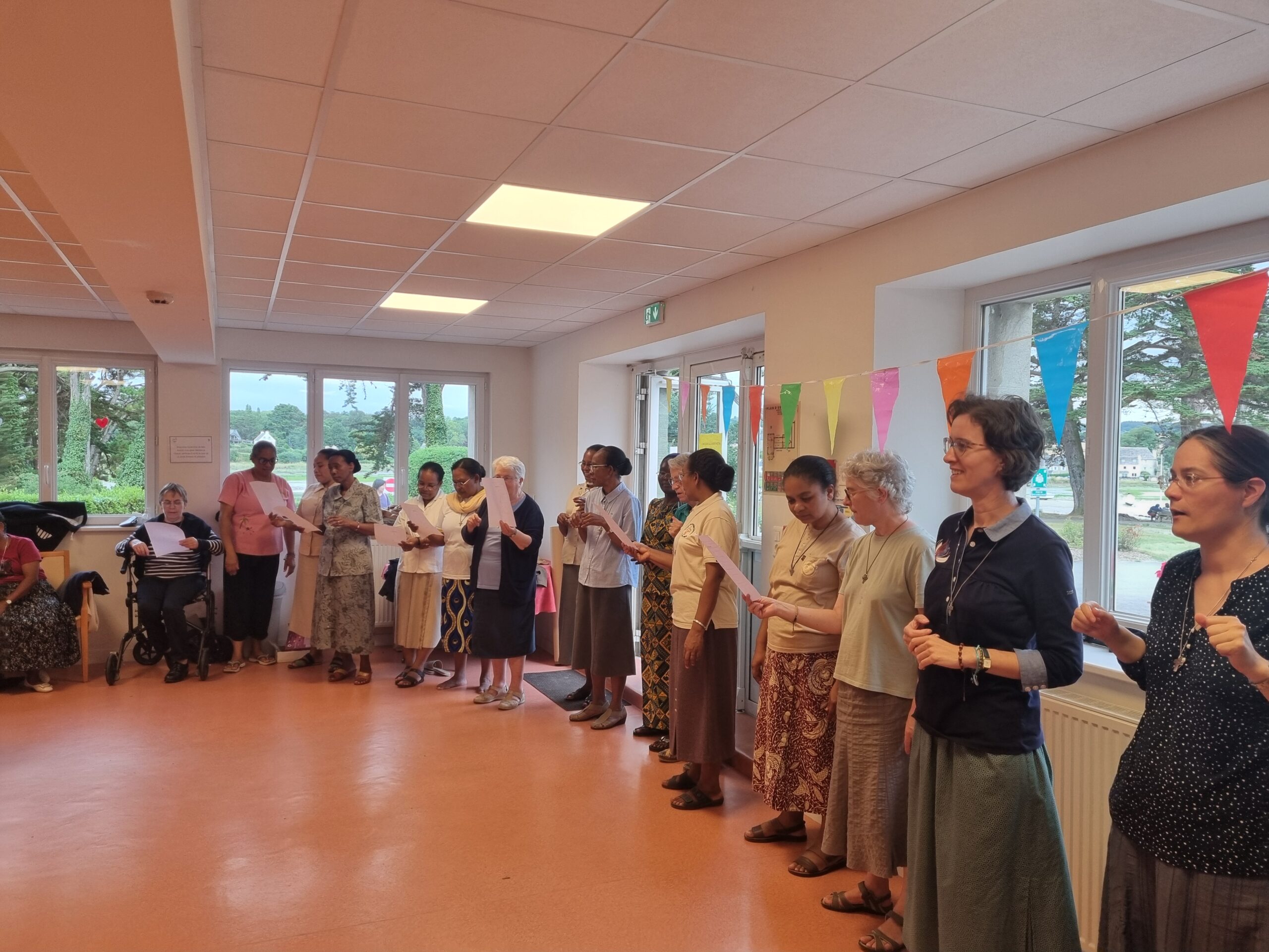 https://www.sacrescoeursmormaison.org/wp-content/uploads/2025/07/20250722_202244-scaled.jpg
