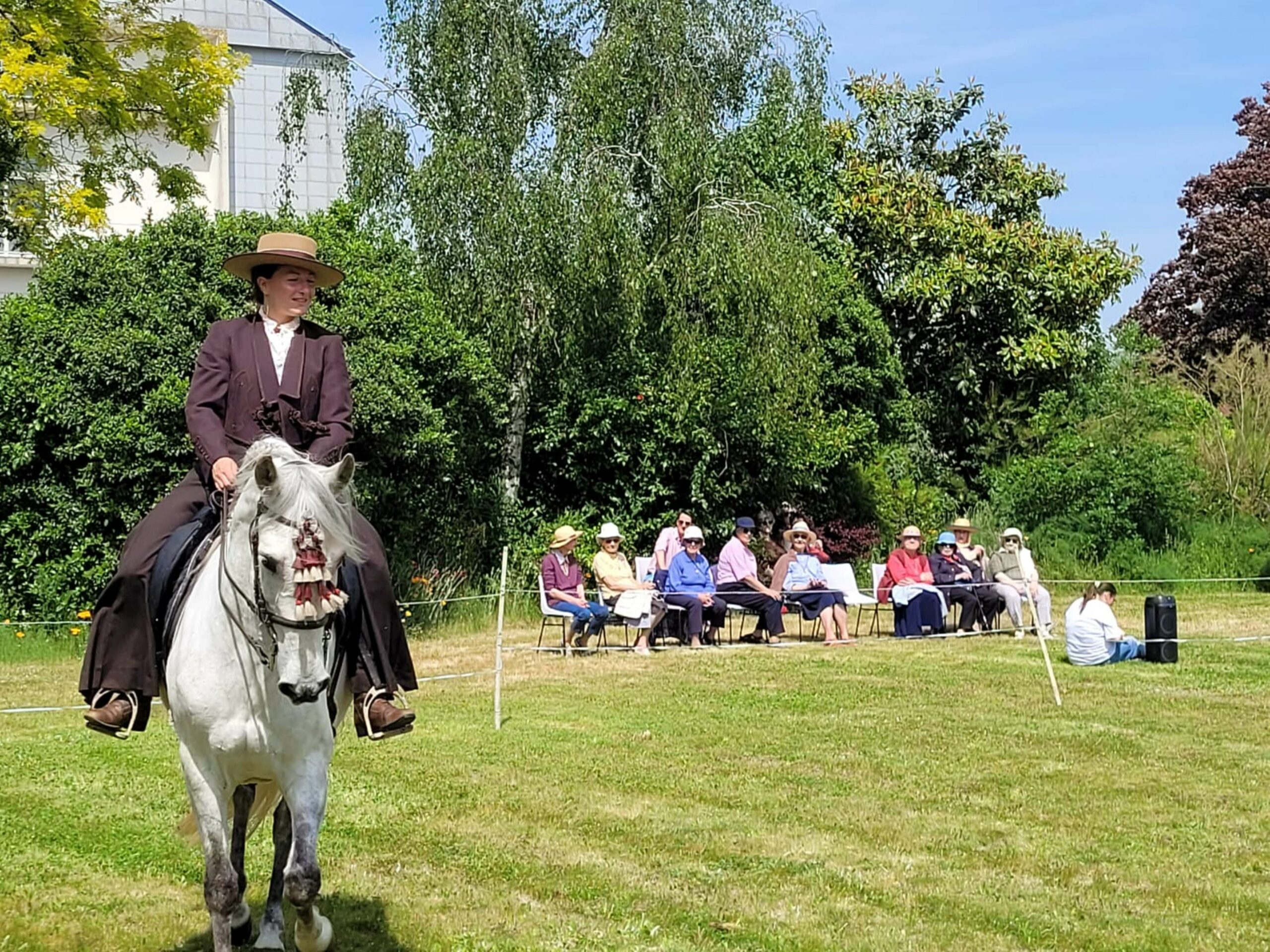https://www.sacrescoeursmormaison.org/wp-content/uploads/2025/07/4-scaled.jpg