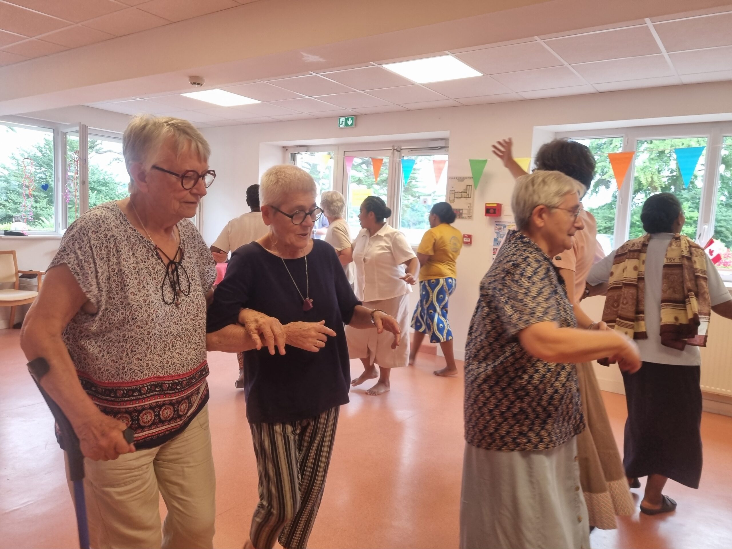 https://www.sacrescoeursmormaison.org/wp-content/uploads/2025/07/Fete-nationale-2-scaled.jpg
