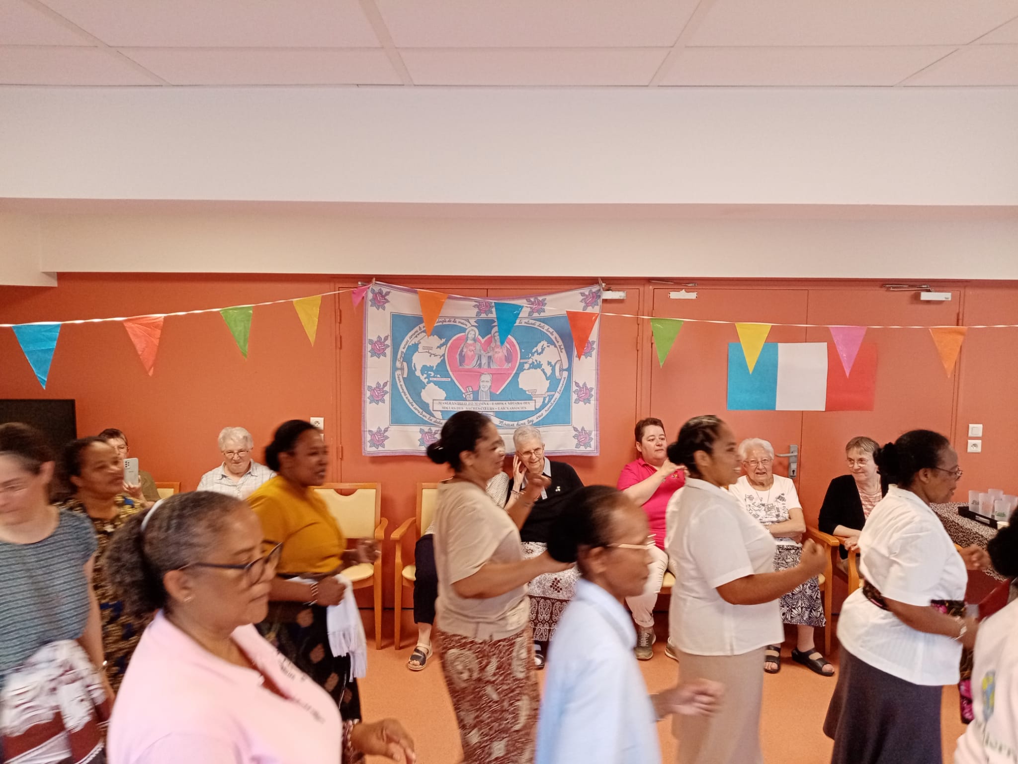 https://www.sacrescoeursmormaison.org/wp-content/uploads/2025/07/IMG-20250714-WA0003.jpg