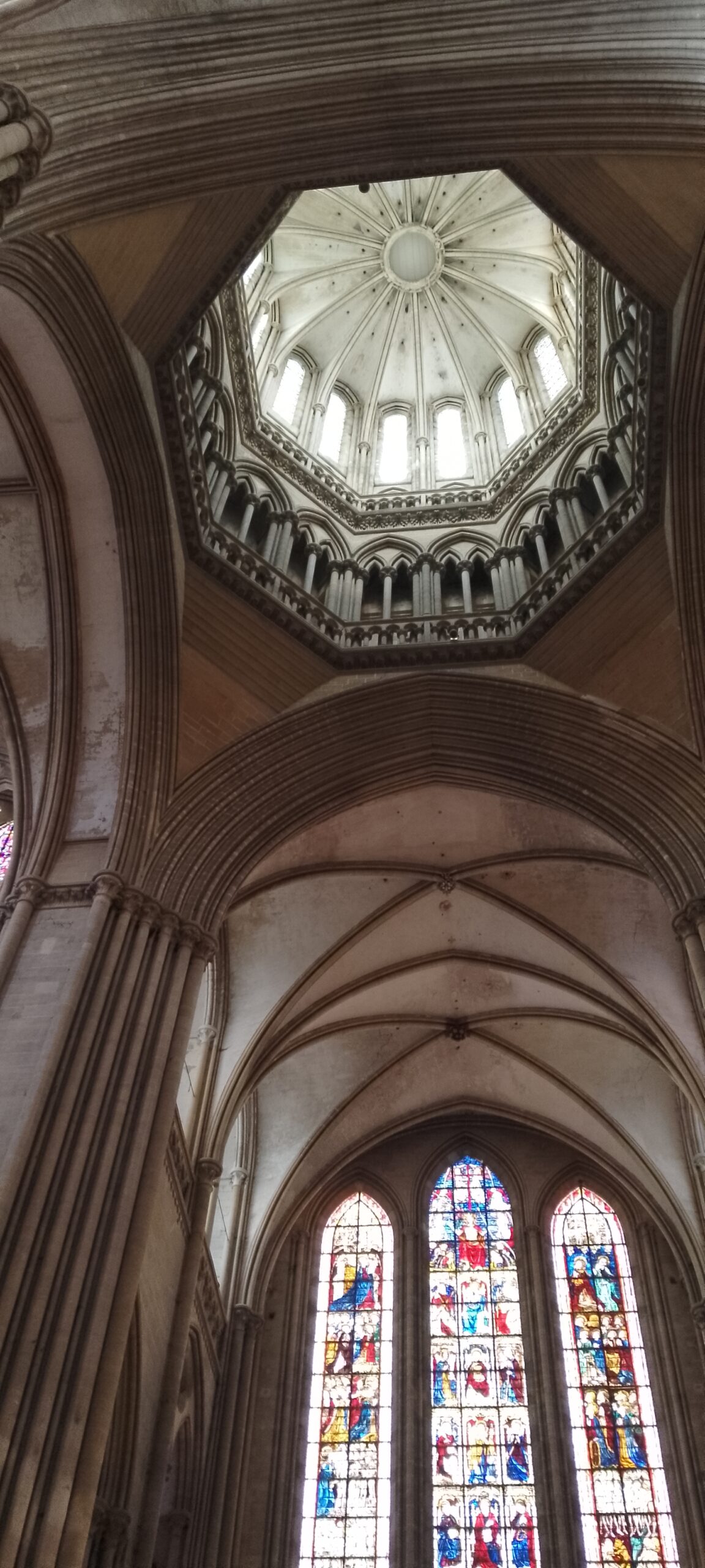 https://www.sacrescoeursmormaison.org/wp-content/uploads/2025/08/Cathedrale-2-scaled.jpg