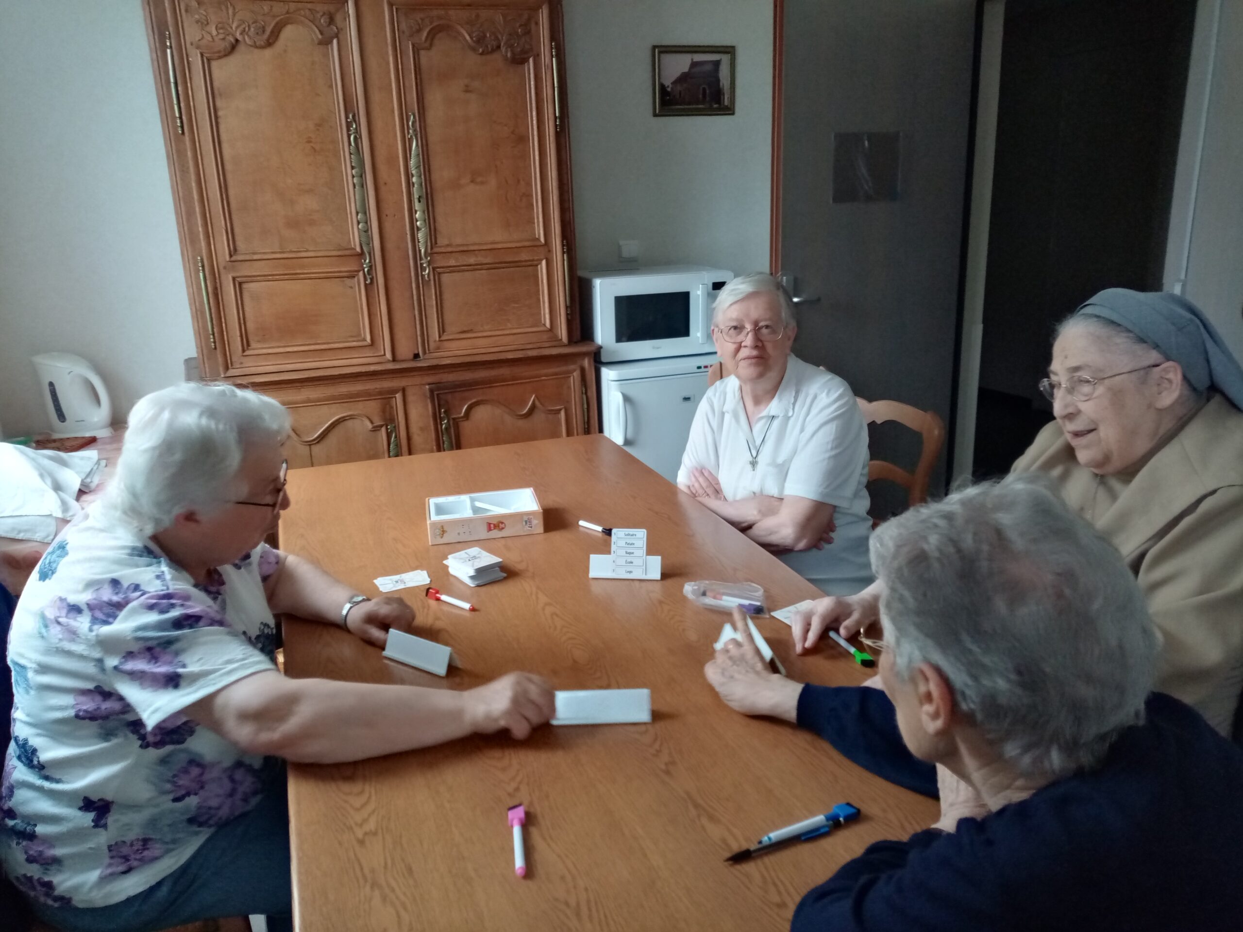 https://www.sacrescoeursmormaison.org/wp-content/uploads/2025/08/Jeux-1-scaled.jpg
