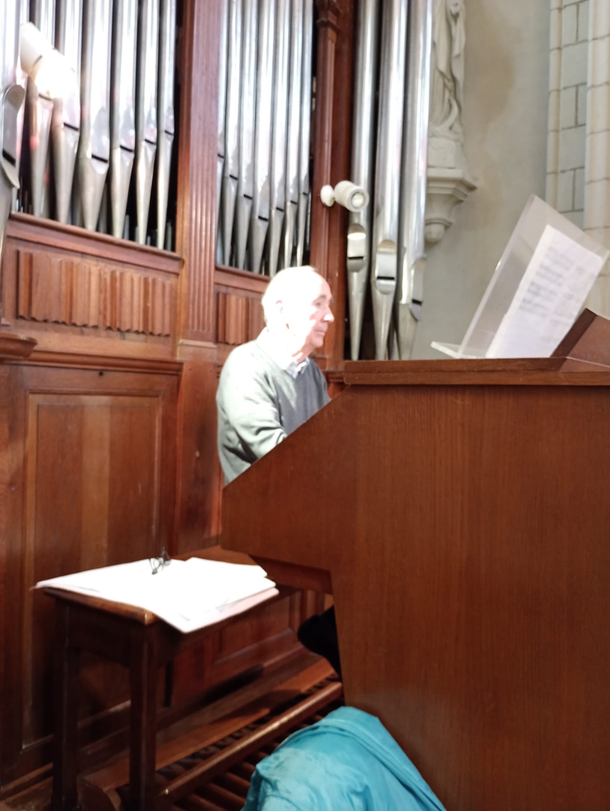 https://www.sacrescoeursmormaison.org/wp-content/uploads/2025/08/chorale3.jpg