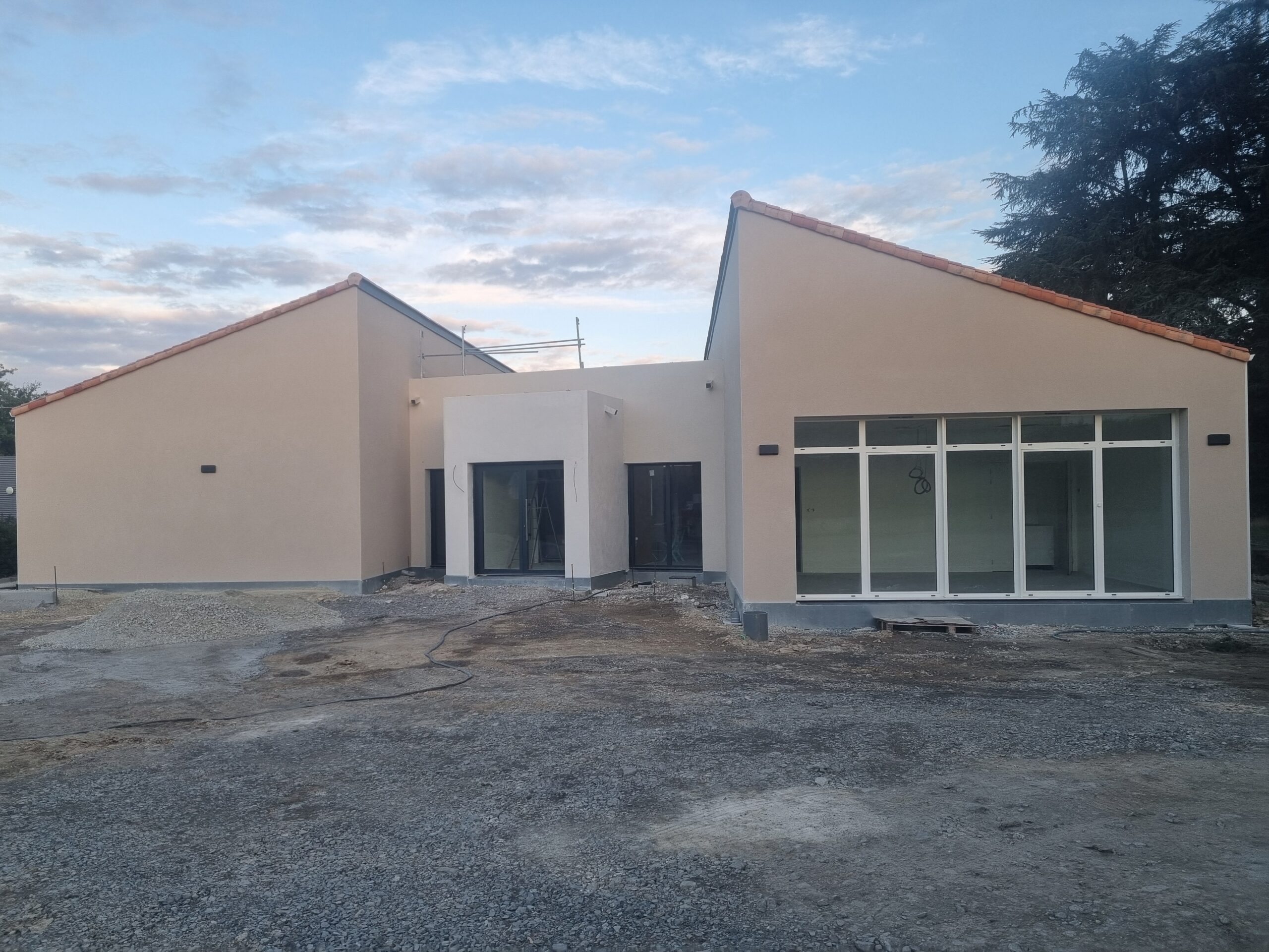 https://www.sacrescoeursmormaison.org/wp-content/uploads/2025/09/20250909_200513-scaled.jpg