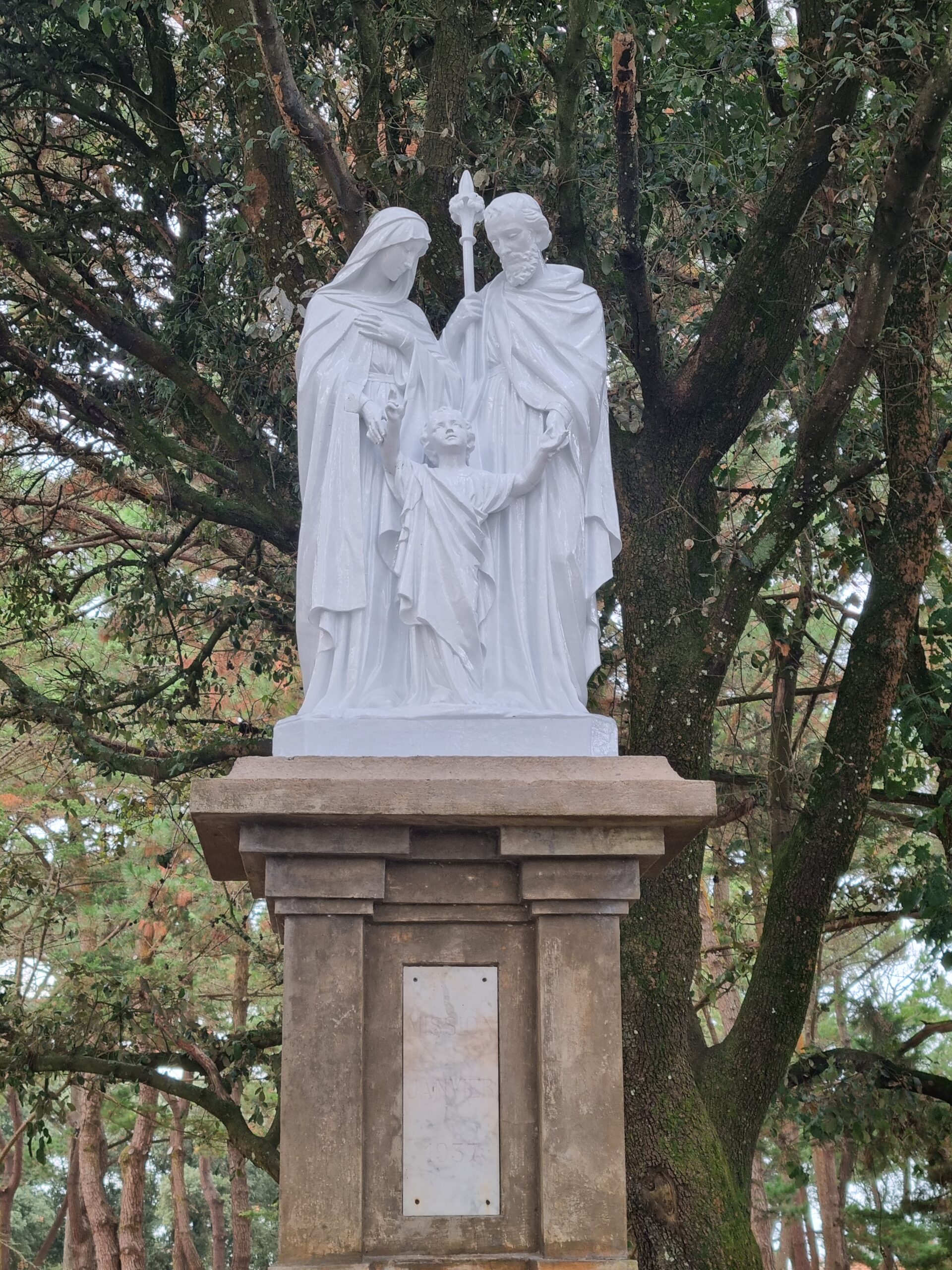 https://www.sacrescoeursmormaison.org/wp-content/uploads/2025/10/20250927_094920-scaled.jpg