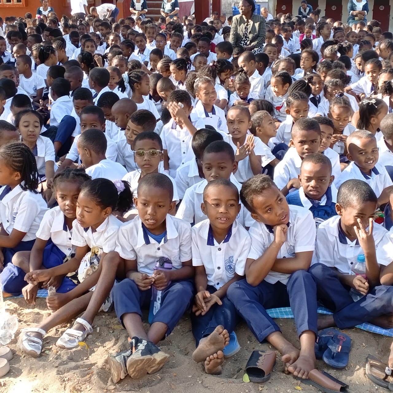 https://www.sacrescoeursmormaison.org/wp-content/uploads/2025/10/IMG-20250925-WA0006.jpg