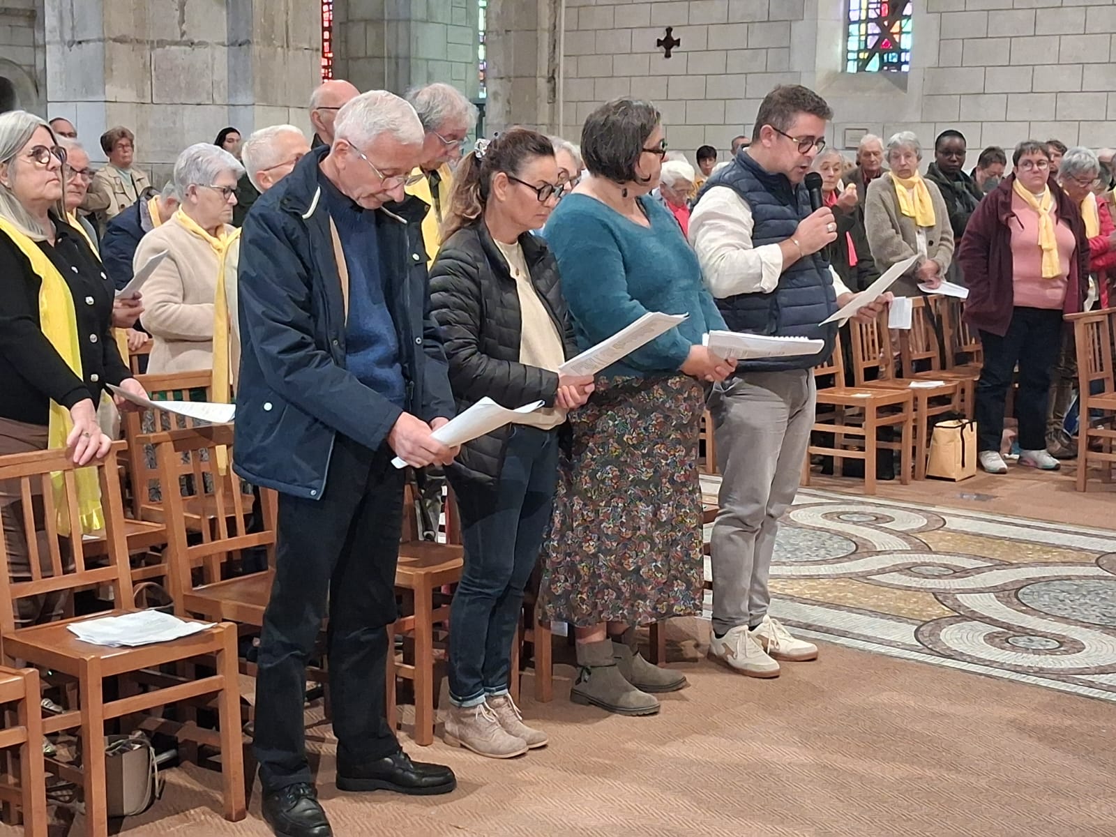 https://www.sacrescoeursmormaison.org/wp-content/uploads/2025/10/IMG-20251020-WA0034.jpg