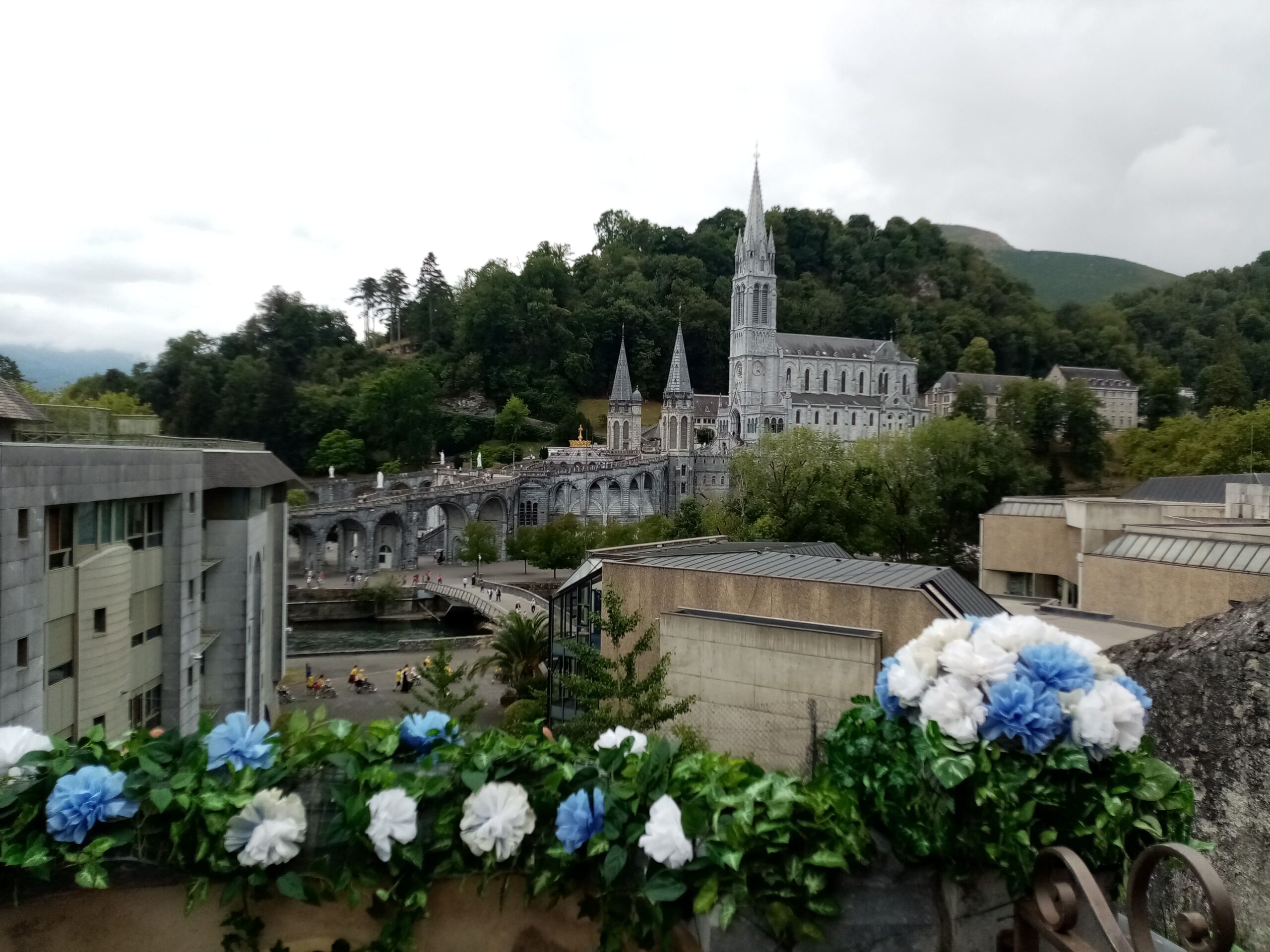 https://www.sacrescoeursmormaison.org/wp-content/uploads/2026/08/IMG_20260717_142001-scaled.jpg